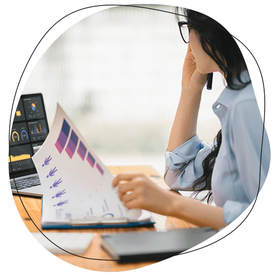 Person overseeing their email database growth report